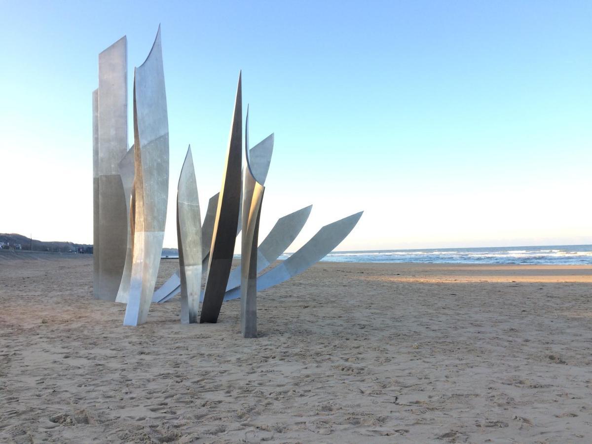 Les Chambres D'Omaha Beach Etablissement Avec Deux Chambres D'Hotes, Petit-Dejeuner Compris Fait-Maison Et Produits Locaux Вьервиль-сюр-Мер Экстерьер фото